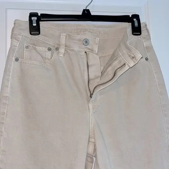 Classic Cream Women's Jeans - Picture 4 of 6